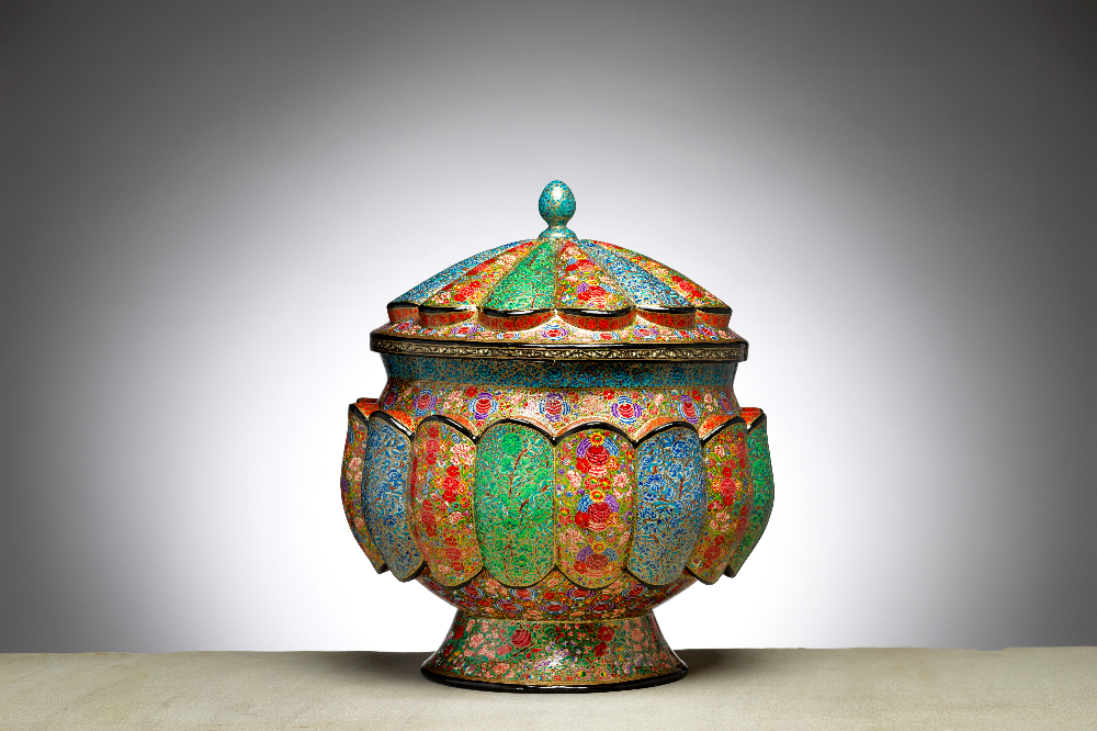 MAJESTIC FRUIT BOWL 12'' – A Statement Piece for Your Home Decor