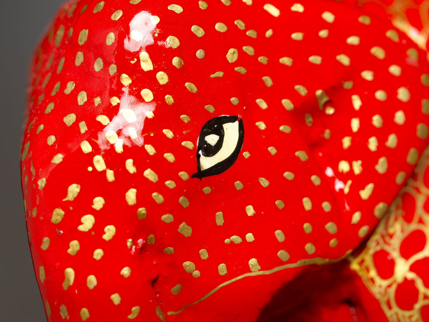 Wooden Stargazer Elephant - Red