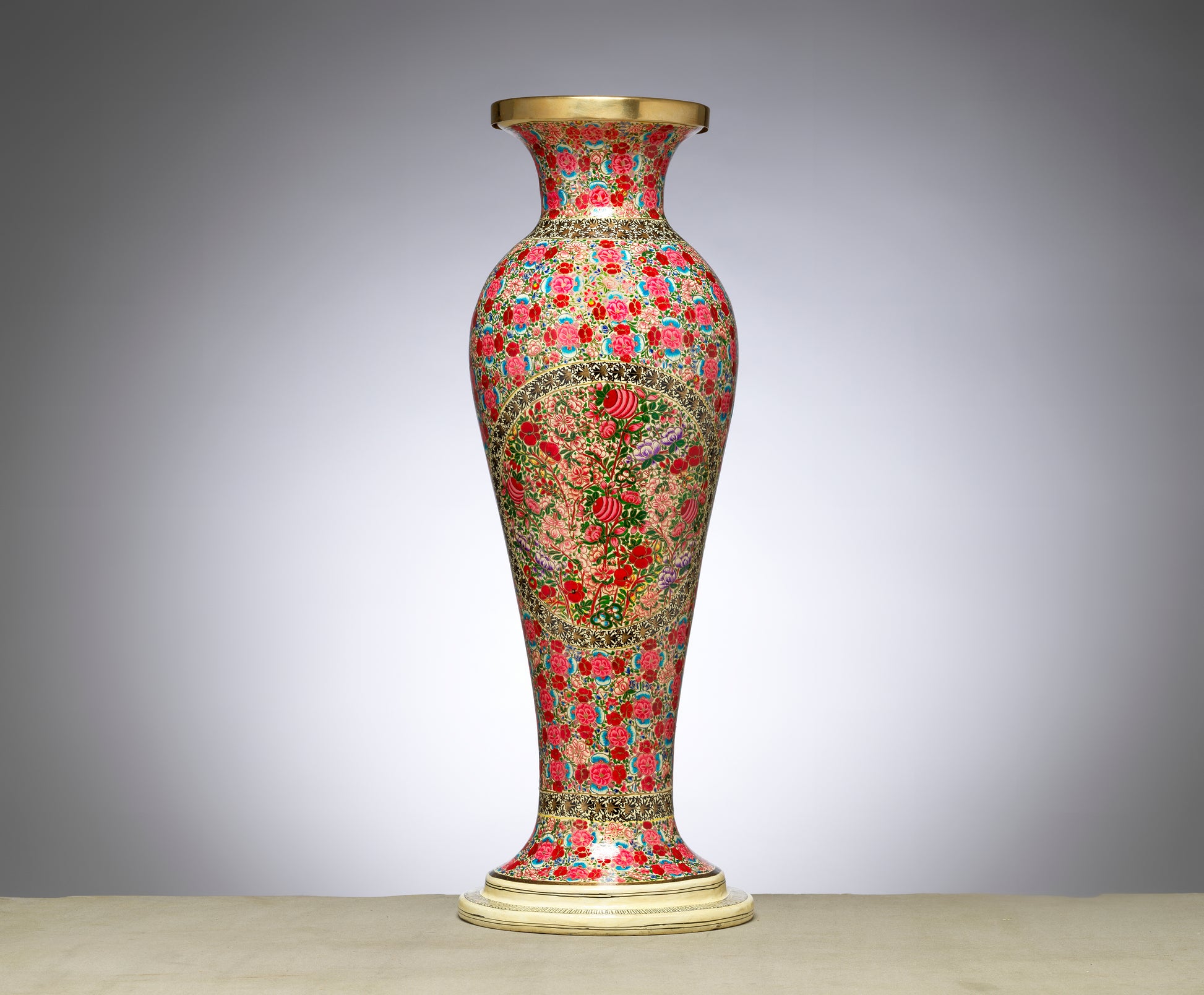 handmade vase for  luxury home decor