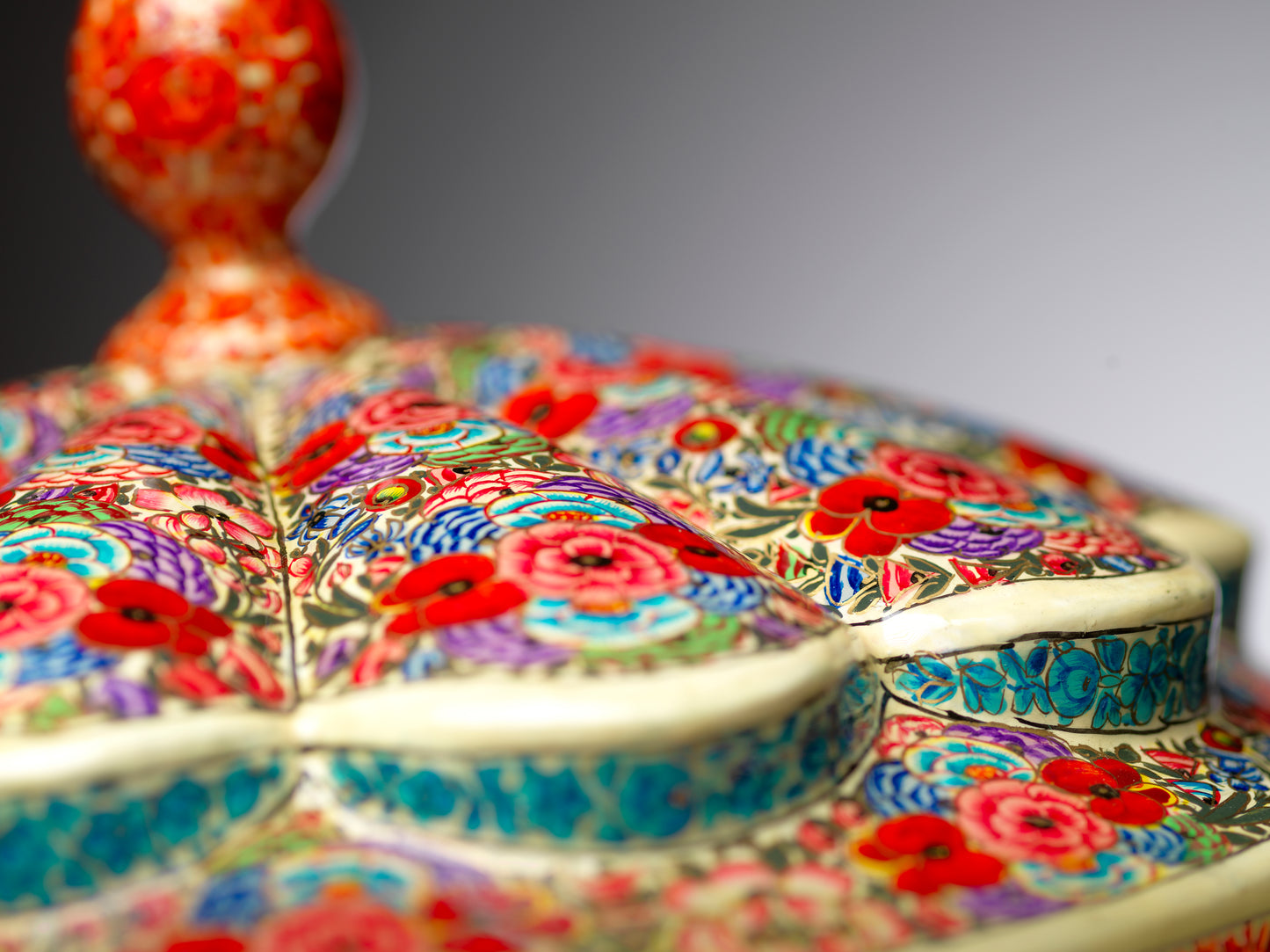 Exquisite Fruit Bowl