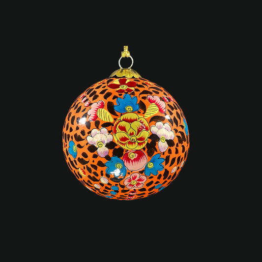 Tiger bloom christmas bauble