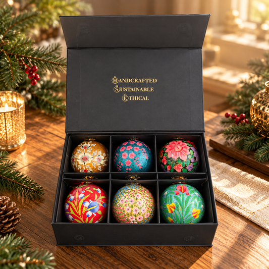 Luxury Box (Floral Collection) - Pack of 6 Handmade Baubles - Luxury Christmas Gift