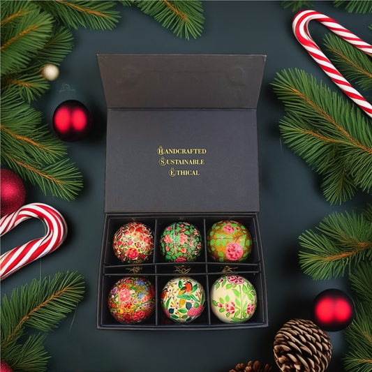 Luxury Box (Roses Collection) - Pack of 6 Handmade Baubles - Best Christmas Gift