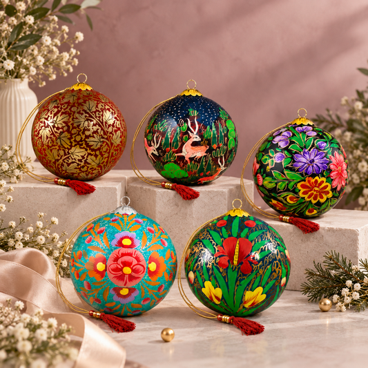 The Roasting Chestnuts - Set of 5 Baubles