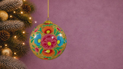 Alizeh Gold Christmas Bauble