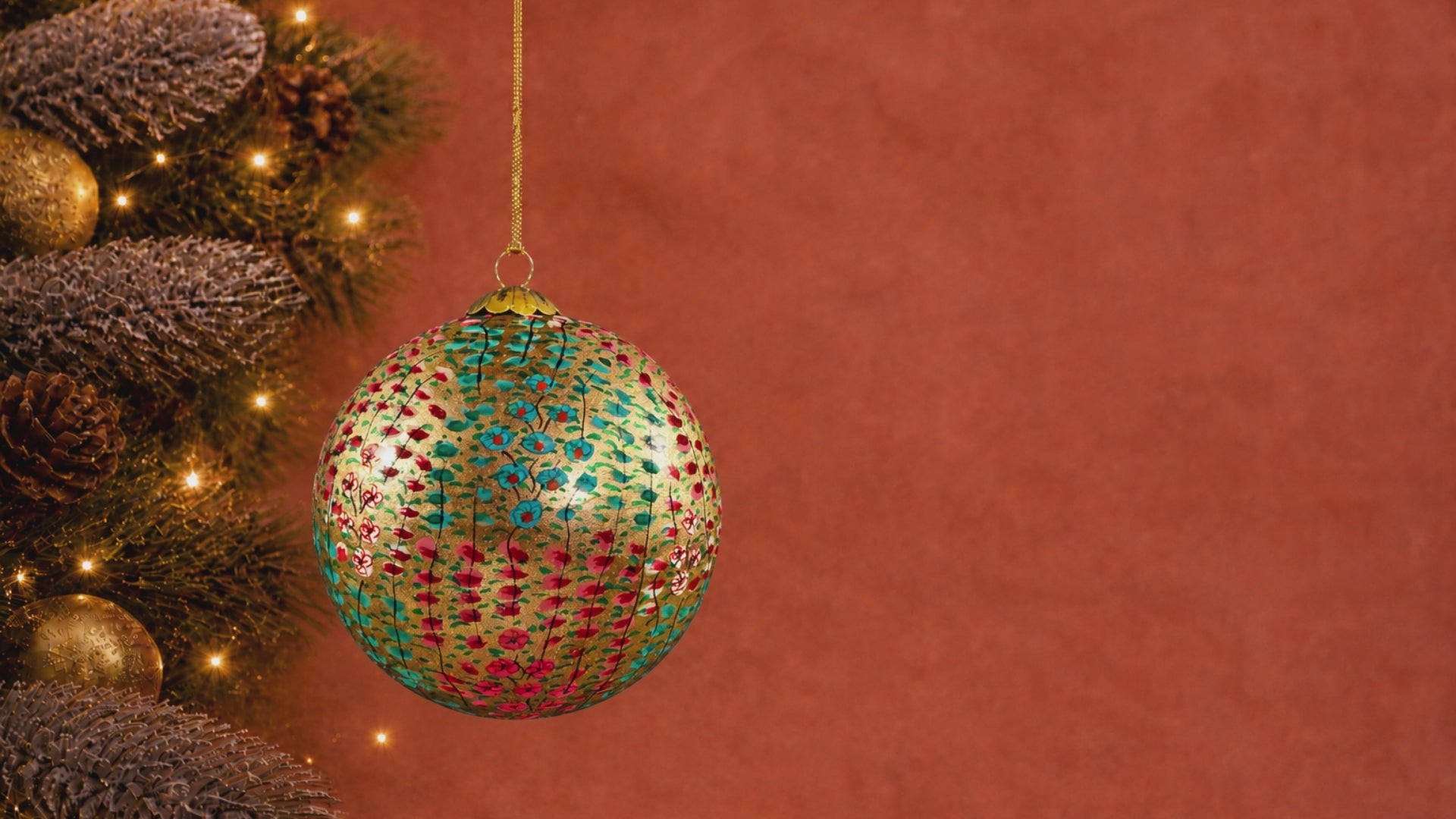 Golden Hazara bauble