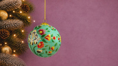 Tulip Heaven christmas bauble